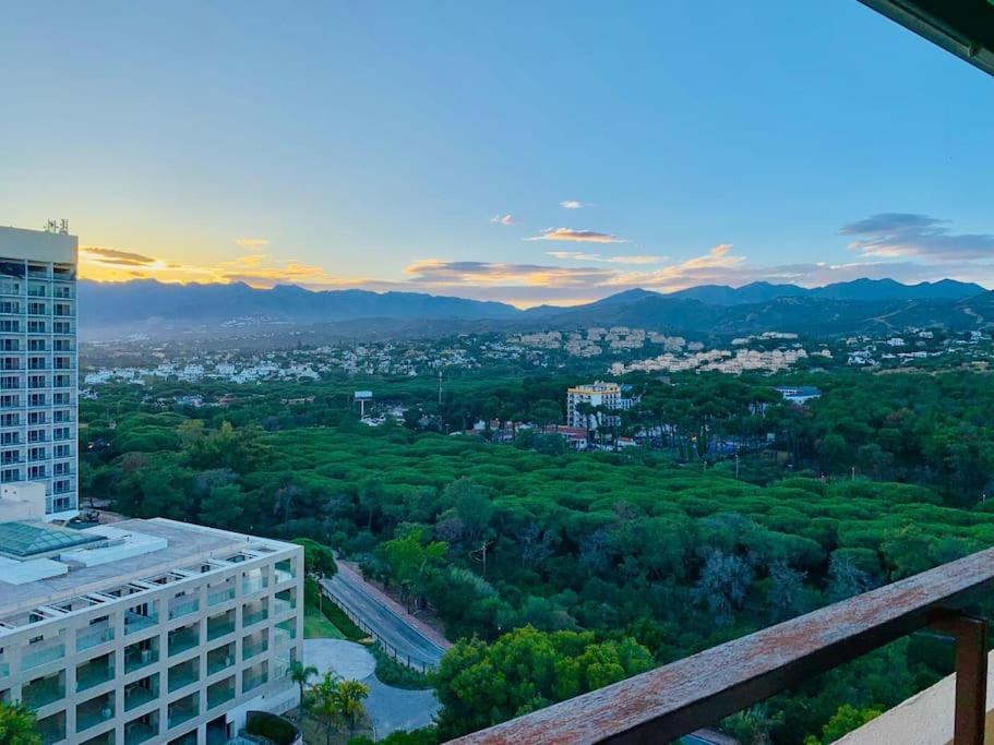 Panoramic Ocean Sunset View Apartment *